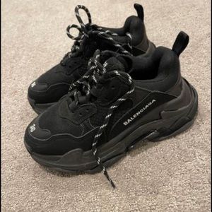 Balenciaga triple s chunk sneakers size 36 (5)